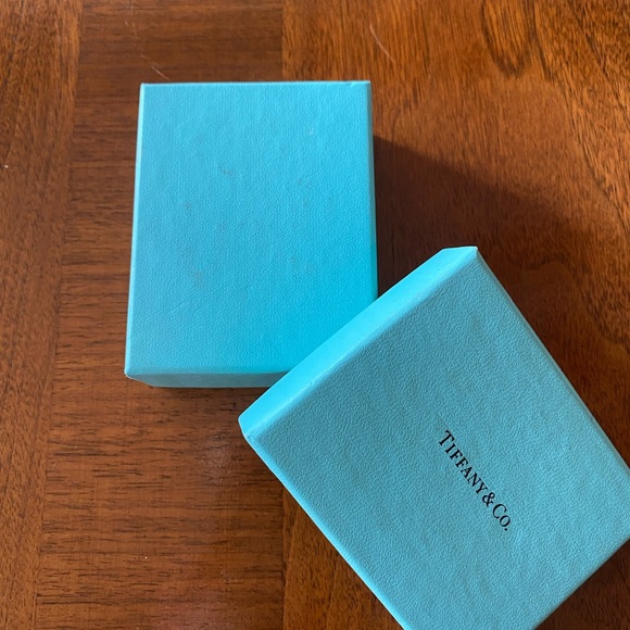 Tiffany & Co. toggle heart choker - Picture 6 of 8